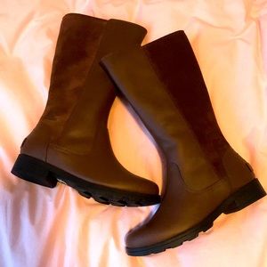 Girls Sorel knee high boots 3